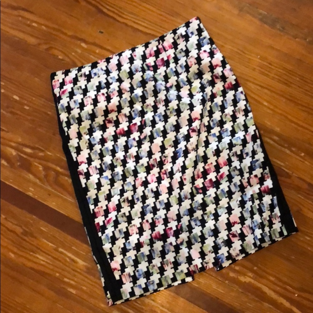 Pattern skirt